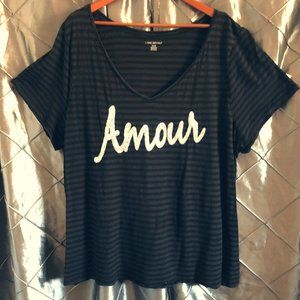**Plus Size*** Lane Bryant Amour tee Sz 26/28